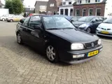 Foto 26 van Volkswagen Golf Cabriolet 1.8