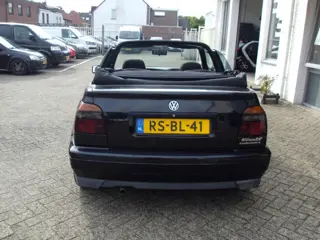 Foto 14 van Volkswagen Golf Cabriolet 1.8