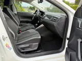 Foto 30 van Volkswagen Polo 1.0 TSI Highline Business Automaat | Carplay | PDC | Stoel VW | LM | Trekhaak
