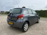 Foto 24 van Toyota Yaris 1.3 VVTi Aspiration Automaat | 5Deurs | 79Dkm | Org. NL | Airco | Dealer Onderhouden