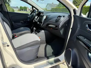 Foto 19 van Renault Captur 1.2 TCe Dynamique Automaat | Camera | Navi | Trekhaak