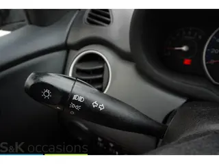 Foto 12 van Hyundai i10 1.0 Pro AIRCO