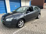 Foto 27 van Ford Focus 1.6-16V Titanium