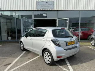 Foto 16 van Toyota Yaris 1.5 Full Hybrid Aspiration NAVI | CAMERA | CRUISE | CLIMATE CONTROL | ONDERHOUDEN |NAP