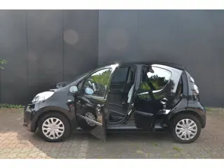 Foto 17 van Citroen C1 1.0 Collection * Airco * Nette Auto * 5 Deurs *