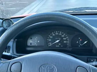 Foto 14 van Toyota Starlet 1.3-16V XLi GTSi Automaat Dakraam Zeer Nette Auto Rijdt Top
