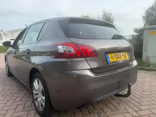 Foto 13 van Peugeot 308 1.6HDI PANO XENON 6BAK CLIMA (bj 2014)