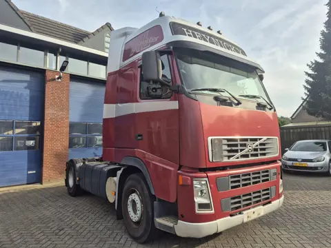 Volvo FH 12.420 Globetrotter . manuel gearbox (bj 2004)
