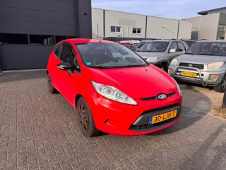 Foto 17 van Ford Fiesta 1.25 Limited AIRCO APK APRIL 2027
