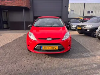 Foto 18 van Ford Fiesta 1.25 Limited AIRCO APK APRIL 2027