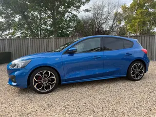 Foto 19 van Ford Focus 1.0 EcoBoost Hybrid ST Line X Business Navigatie & Camera & Winterpakket