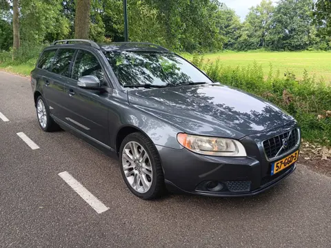 Volvo V70 2.5T 200PK | Leder | Clima | Trekhaak | Nw APK
