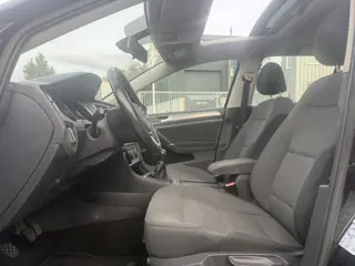 Foto 15 van Volkswagen Golf 1.6 TDI PANORAMA CLIMA NAVI BT 2015