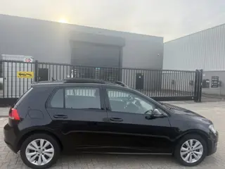 Foto 14 van Volkswagen Golf 1.6 TDI PANORAMA CLIMA NAVI BT 2015