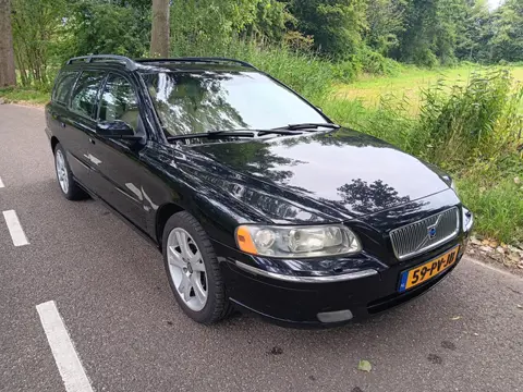 Volvo V70 2.5T 210PK Geartronic | Leder | Schuifdak | Trekhaak | Nieuwe APK
