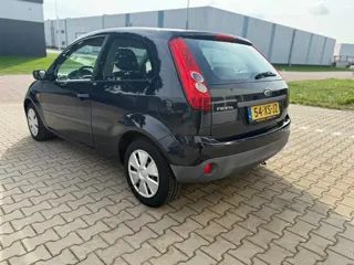 Foto 17 van Ford Fiesta 1.3-8V Cool & Sound Topstaat Airco Elek Ramen Dealer Onderhouden