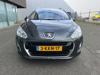 Foto 12 van Peugeot 308 SW 1.6 VTi Active CLIMAT. BJ 8-2012. APK 12-2026
