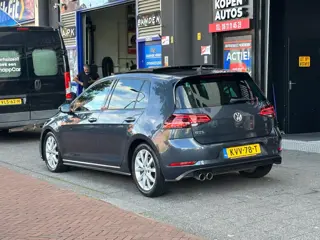 Foto 11 van Volkswagen Golf 2.0 TDI GTD DSG Navi Camera Carplay Pano