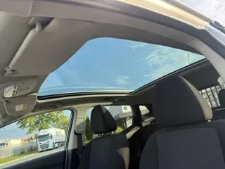 Foto 11 van Nissan QASHQAI 1.2 N-Connecta (bj 2017)