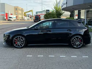 Foto 19 van Mercedes-Benz A-klasse AMG 35 4MATIC Edition 1