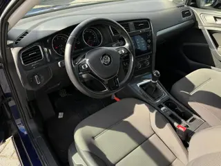 Foto 20 van Volkswagen Golf 1.0 TSI Comfortline | Navi | Airco | Cruise | PDC | Dealer Onderhouden | ORG NL |