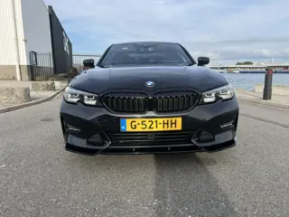 Foto 20 van BMW 3-serie 320i Executive Edition