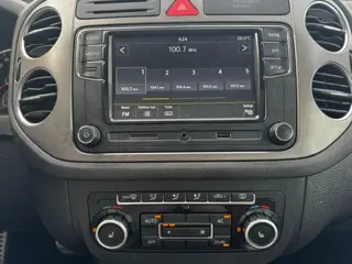 Foto 15 van Volkswagen Tiguan 2.0 TSI 200pk Sport&Style 4Motion R-Line Automaat Airco/ECC,Leder,Panoramadak,Xeno