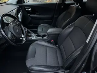 Foto 20 van Kia Niro 1.6 GDi PHEV DynamicLine Navi ACC Leder Led Carplay Camera Keyless Facelift Hybrid