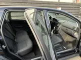 Foto 28 van Mercedes-Benz A-klasse 160 BlueEFFICIENCY Classic AIRCO/5DEURS/NIEUWE APK!