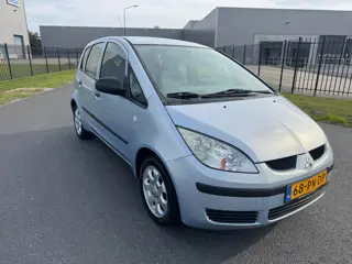 Foto 13 van Mitsubishi Colt 1.1 Inform|Apk 9-2027|Bj 2004|5 drs|Nette auto