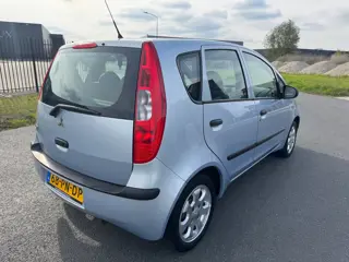 Foto 15 van Mitsubishi Colt 1.1 Inform|Apk 9-2027|Bj 2004|5 drs|Nette auto