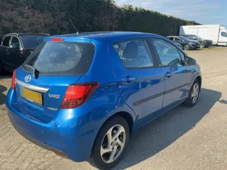 Foto 19 van Toyota Yaris 1.5 Hybrid Trend 75 pk (2016) | Automaat | 75.078 km | Camera | Navi | Keyless | 1 op 3