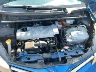 Foto 12 van Toyota Yaris 1.5 Hybrid Trend 75 pk (2016) | Automaat | 75.078 km | Camera | Navi | Keyless | 1 op 3