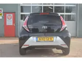 Foto 29 van Toyota Aygo 1.0 VVT-i x Leder, Camera, 12 mnd. gar.