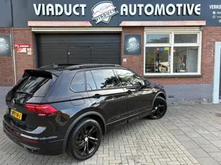 Foto 13 van Volkswagen TIGUAN 1.5 TSI 3X R-Line Business+ Black Style Pano IQ Carplay ACC Camera