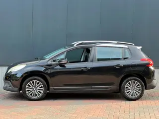Foto 16 van Peugeot 2008 1.2 PureTech Active * Navi * AUT * Cruise * LED * Pano *