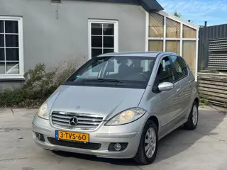 Foto 16 van Mercedes-Benz A-klasse 170 Classic | Automaat | Airco | El. Ramen | Trekhaak | Parkeersensoren | Ond