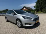 Foto 25 van Ford Focus 1.0 Titanium Edition Stoel VW. | Navi | PDC | LM | Cruise | Keyless | Org. NL