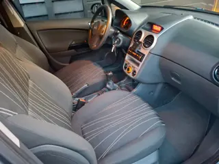 Foto 20 van Opel Corsa 1.4-16V Edition airco nwe APK nette auto