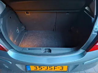 Foto 11 van Opel Corsa 1.4-16V Edition airco nwe APK nette auto
