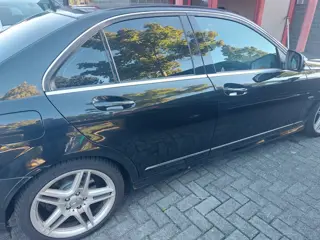Foto 14 van Mercedes-Benz C-klasse 180 K Avantgarde / Auto goed werkt en goed rijdt