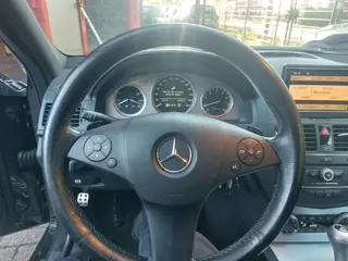 Foto 19 van Mercedes-Benz C-klasse 180 K Avantgarde / Auto goed werkt en goed rijdt