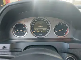 Foto 20 van Mercedes-Benz C-klasse 180 K Avantgarde / Auto goed werkt en goed rijdt