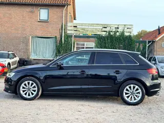 Foto 19 van Audi A3 Sportback 1.4 TFSI Ambition Pro Line plus/ LED/ NAVI