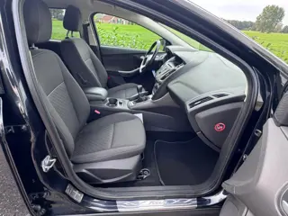 Foto 15 van FORD FOCUS 1.0 EcoBoost / TITANIUM / TREKHAAK / CRUISE / RIJKLAAR