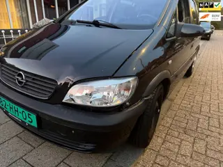 Opel Zafira 1.6-16V Comfort 7 persoons