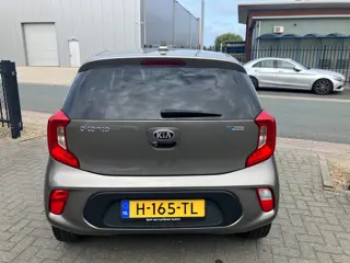 Foto 12 van Kia Picanto 1.0 MPi DynamicPlusLine NAVI/CAMERA/CRUISE C./TEL./CLIMATE C.