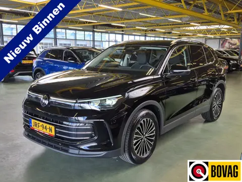 Volkswagen Tiguan 1.5 eTSI Elegance -150pk- Automaat | Trekhaak | Dodehoek Sensor | Rijklaarprijs in
