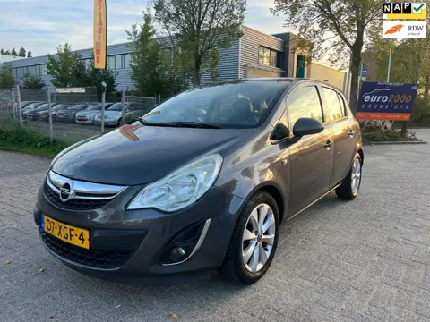 Opel Corsa 1.4-16V Anniversary Edition - Zeer nette staat