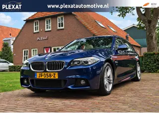 BMW 5-serie Touring 520i High Executive | M-Pakket | Handgeschakeld | Panorama | Harman-Kardon | Dod